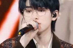 宋亚轩爆料吃瓜视频大全,揭秘娱乐圈吃瓜视频大全