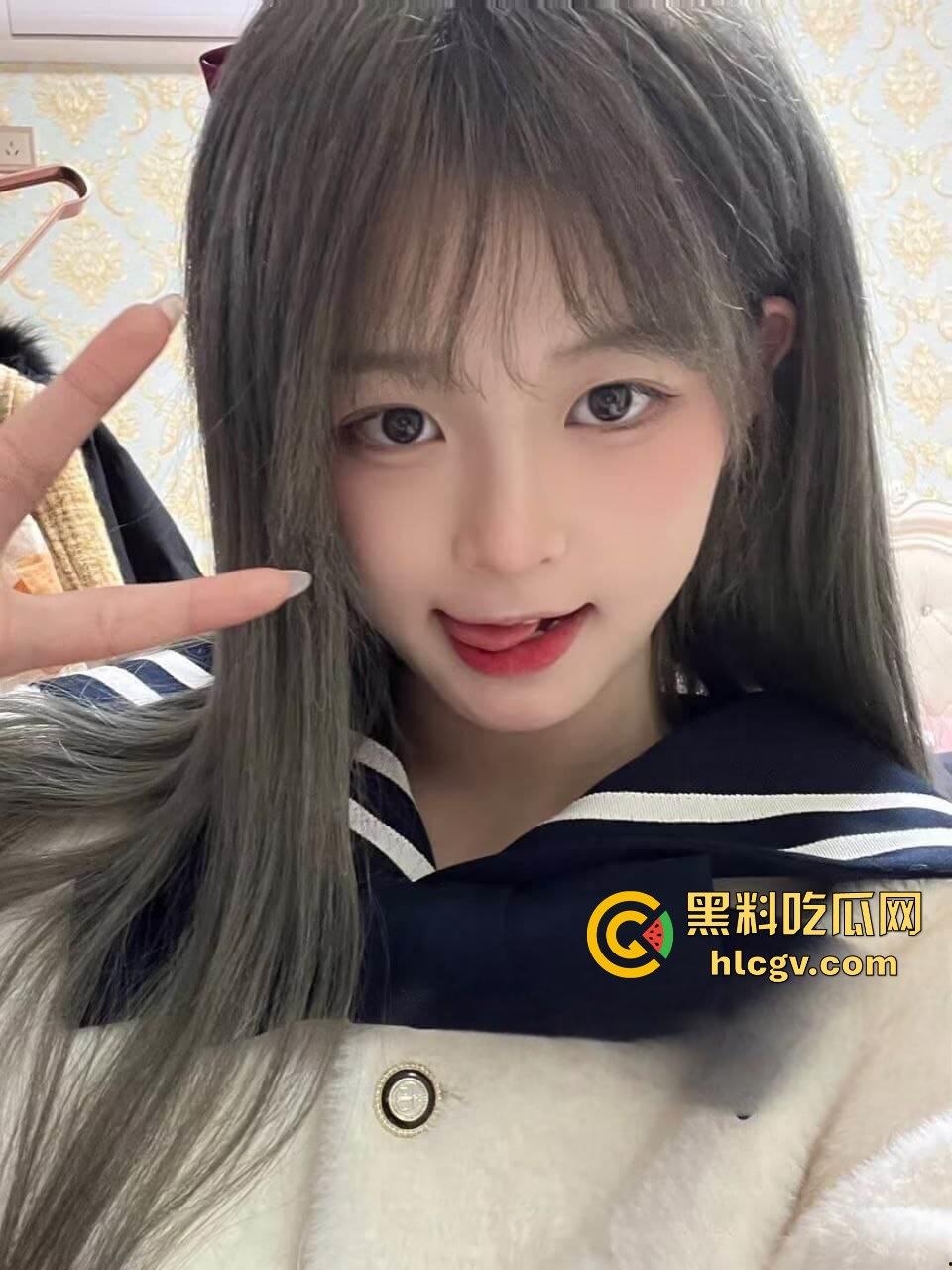 04年小美女【周小喵】在家JK白丝自慰视频流出！一个人自慰也要仪式感十足！-4