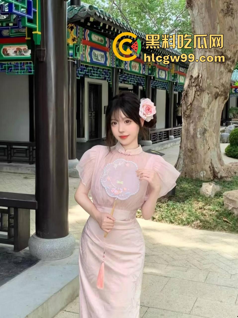 大学生寒假异地久别重逢，见面就开干，满房都是爱液和喘息，从床干到地，抱着不撒手猛猛干久别胜新婚！-5